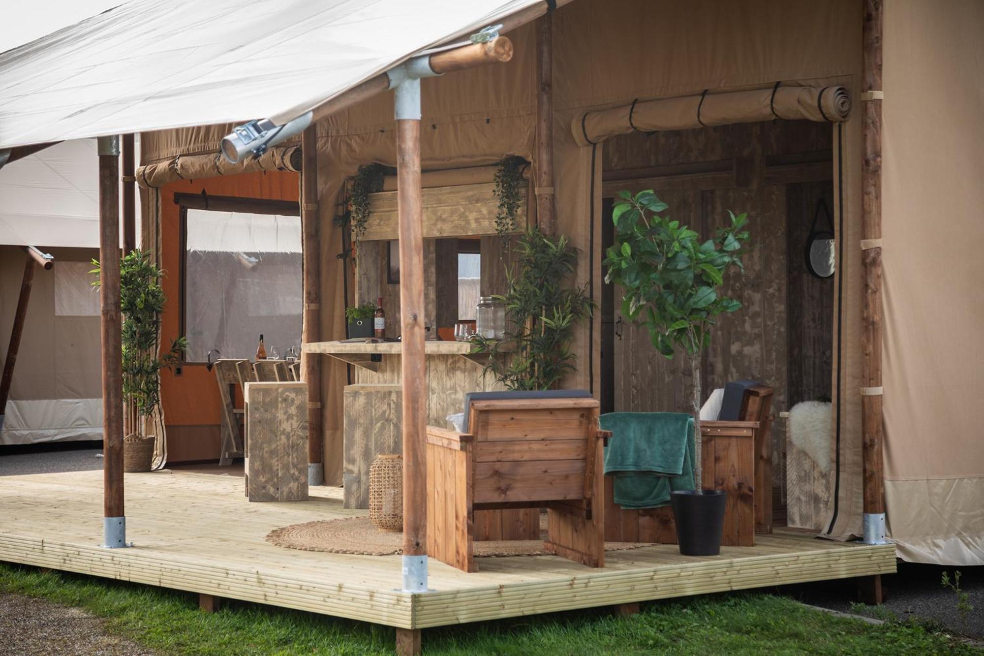 Camping Le Val De Cesse Mirepeisset Exterior photo
